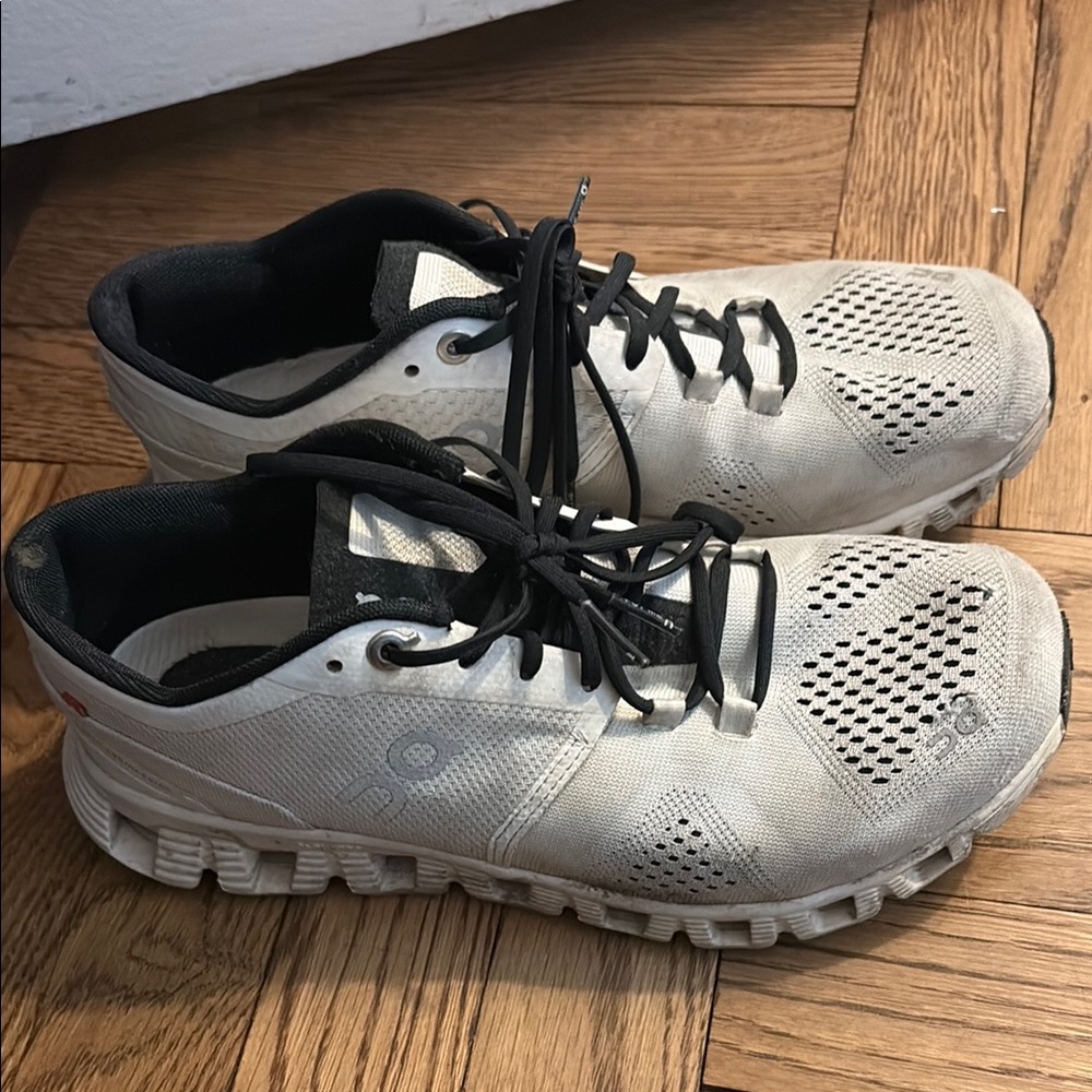 On Women’s Cloud Sneakers